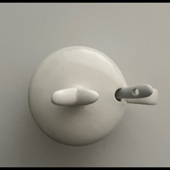 Adorable tea cup with steeping cover and matching spoon. - Picture 4 of 6